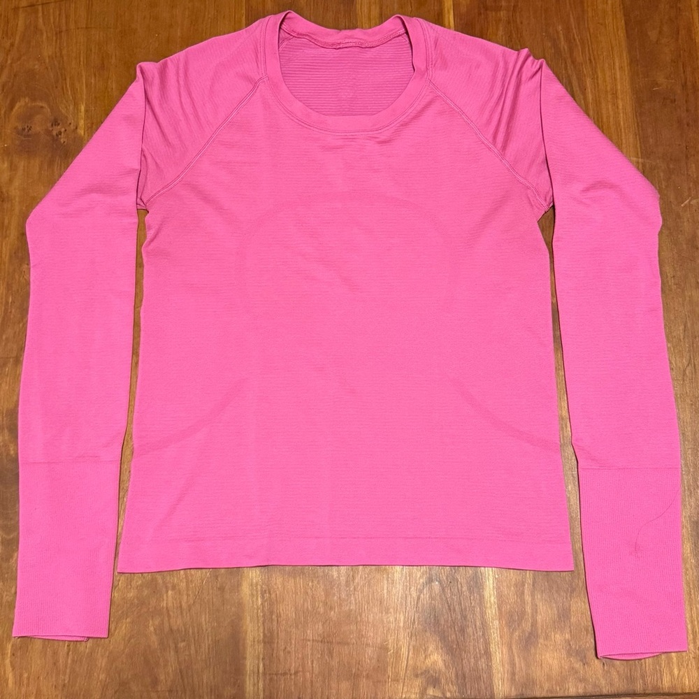 Sonic pink lululemon Swiftly Tech 2.0 long sleeve tee waist length